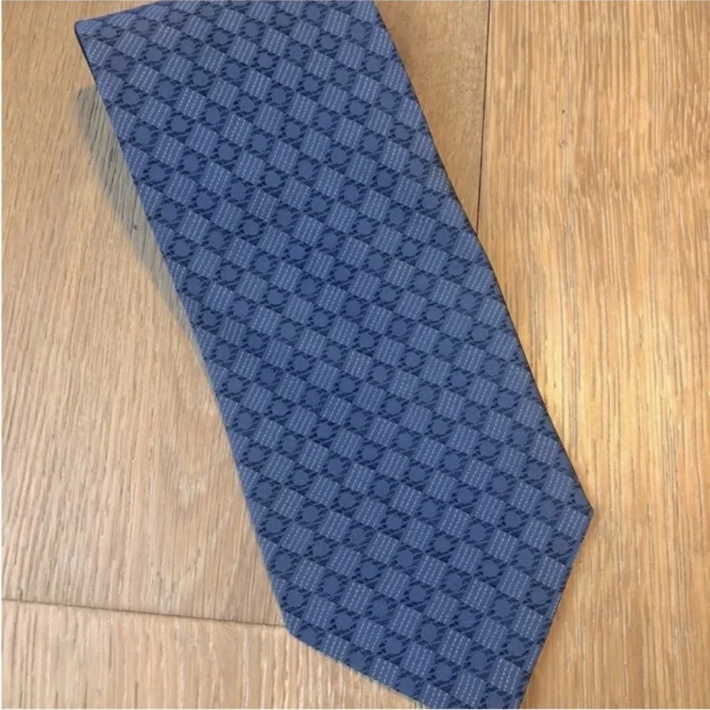 🔥ARMANI silk tie NEW STUNNING giftable price firm!